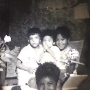 Meet your Posher, Gloria